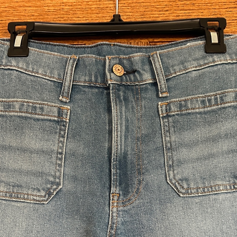 GAP High Rise Stride Wide-Leg Jeans Women’s Size 28/6 Regular. Color Medium Wash - Picture 3 of 12